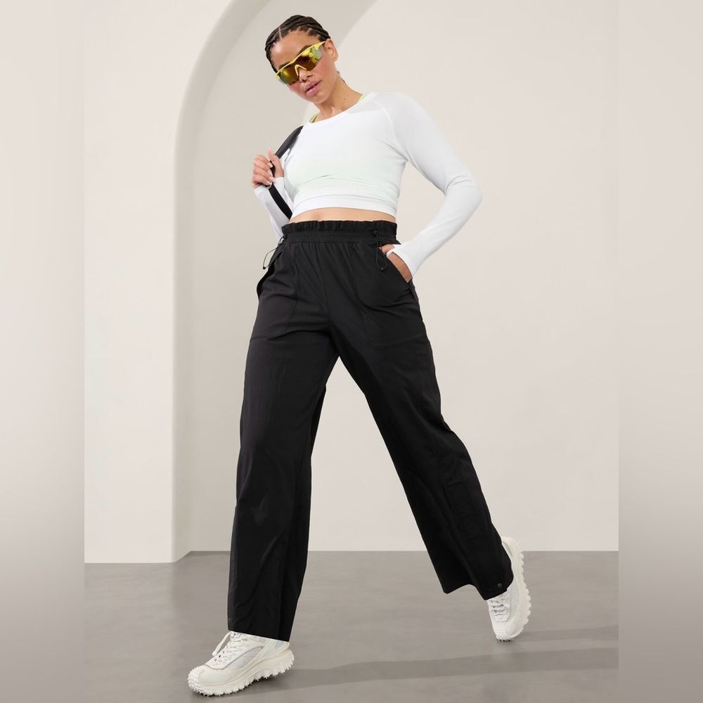 Athleta Trekkie High Rise Parachute Pant // Black - Picture 4 of 12